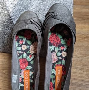 Rocket dog gray silk ballet flat